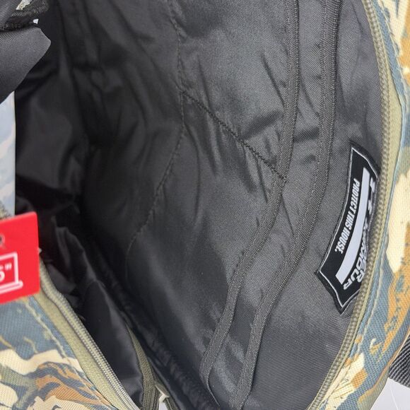 Under Armour UA Storm Hustle Sport Backpack 15" Laptop Marine OD Green Camo NEW - Picture 11 of 14